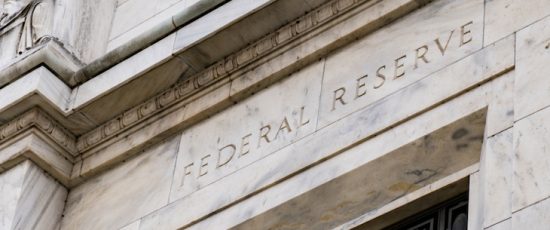 Mercados globales expectantes a ajuste monetarios del Fed