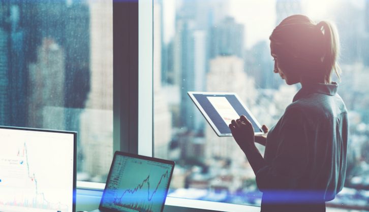 Inversionistas a la espera de los datos del mercado laboral