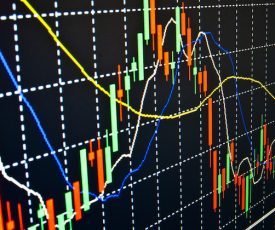 Mercados se acercan a cerrar una semana negativa