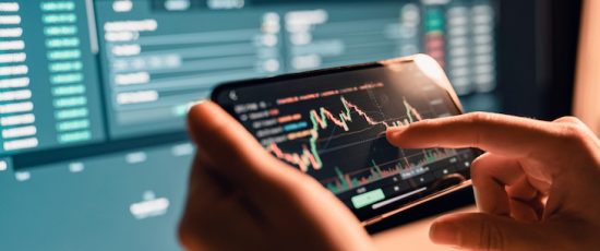 Ajuste de expectativas de tasas impulsa al mercado