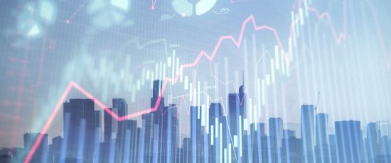 Mercados comienzan la semana positivos con el S&P en niveles históricos