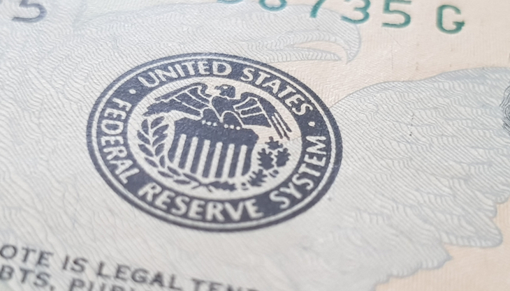 El petróleo sigue al alza y pone presión al FED