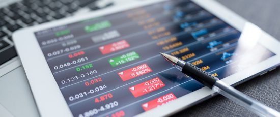 Mercado globales abren sin variaciones evaluando mensajes desde China y EE.UU.