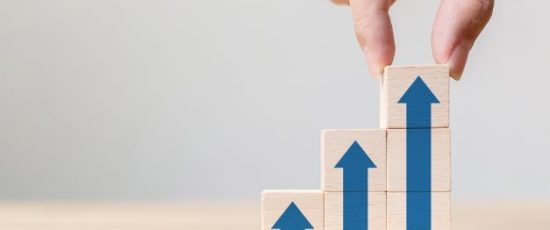 Mercados al alza a la espera del Banco Central Europeo