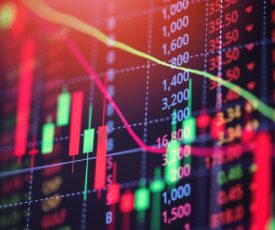Mercados continúan bajo presión